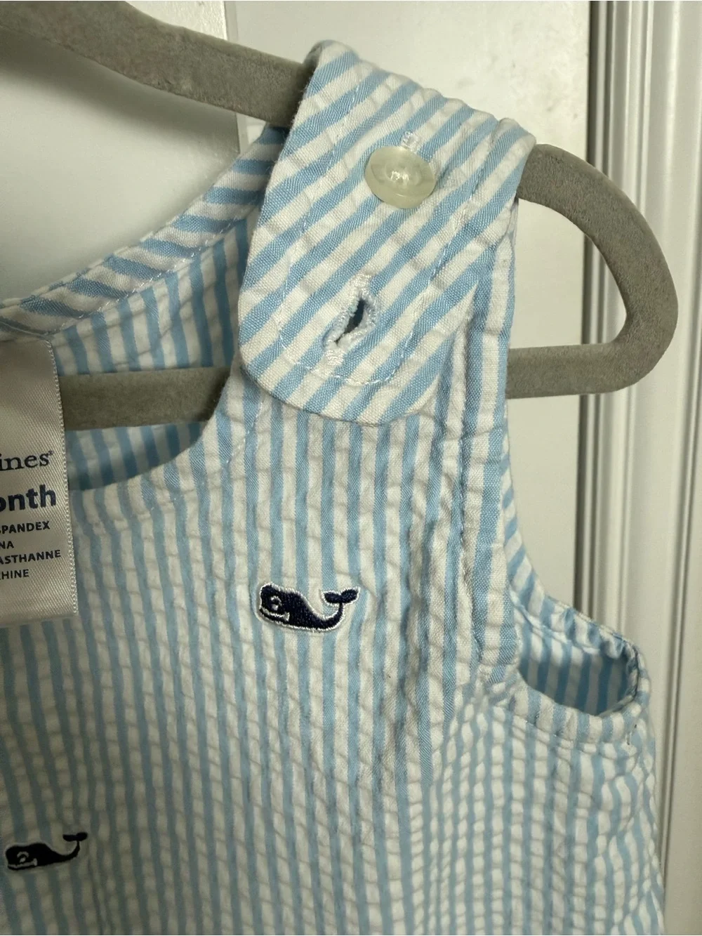 Vineyard Vines soft seersucker